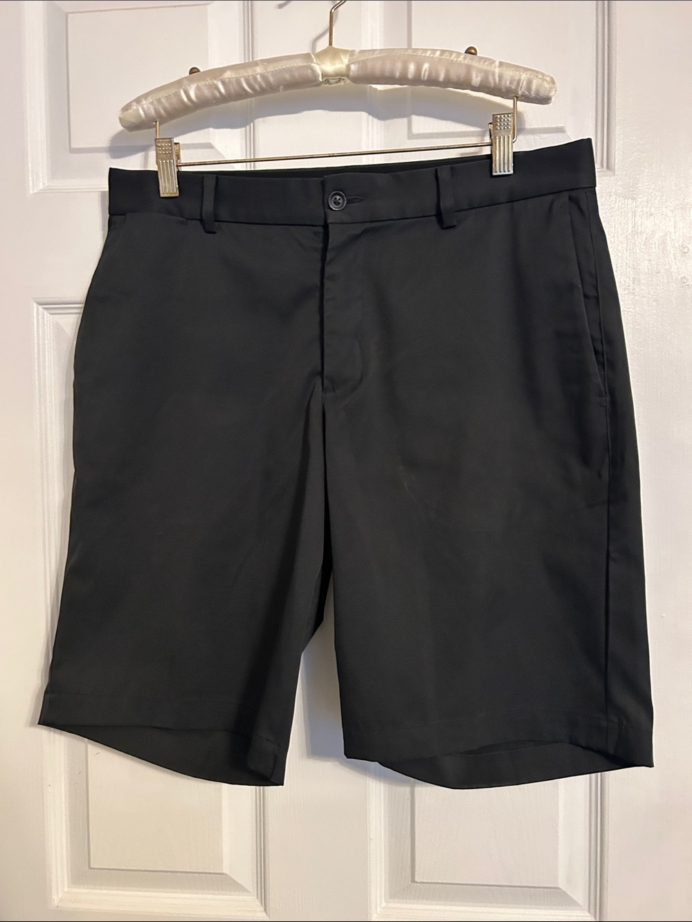 Nike GOLF DRI-FIT Black Flat-Front Men's Shorts